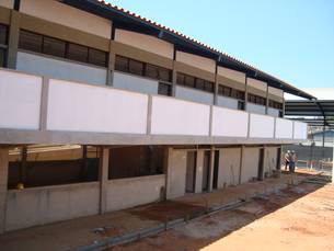 A Escola Estadual Joelma Alves de Oliveira, em Igarapé, foi toda reformada