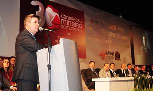 O anúncio foi feito pelo governador durante a abertura do Congresso Mineiro de Municípios