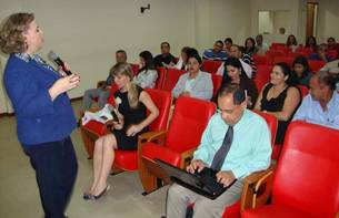 Contadora Geral de Minas Gerais ministrou palestra para os participantes da reunião
