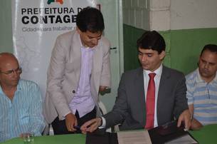 Prefeito Carlin Moura agradeceu ao secretário Cássio Soares pela cessão do CSU para o município