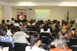 Cerca de 70 pessoas, de 27 municípios da RMBH, participam da capacitação em Belo Horizonte