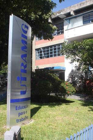A Utramig tem atualmente 1.800 alunos e oferece cursos técnicos, especialização e Licenciatura Plena
