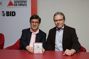 Luis Alberto Moreno (presidente do BID) e Júlio Onofre (presidente do BDMG)
