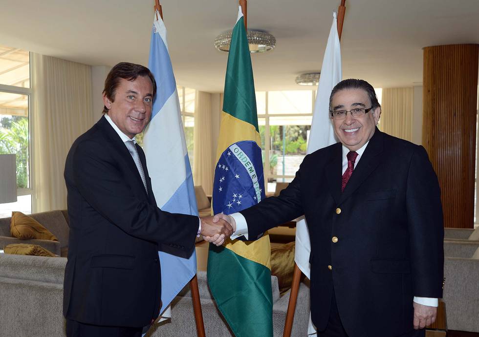 Encontro entre o governador e o embaixador da Argentina no Brasil ocorreu, nesta sexta-feira (20/06), no Palácio das Mangabeiras, em Belo Horizonte. 