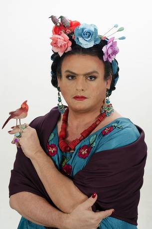 Domingos Mazzilli como Frida Kahlo