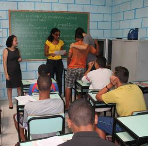 Quinze jovens do Centro de Atendimento ao Adolescente, no Bairro Lindéia, já concluíram curso