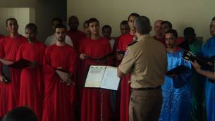Cantata de Natal ocorreu dentro da unidade prisional e reuniu familiares dos detentos