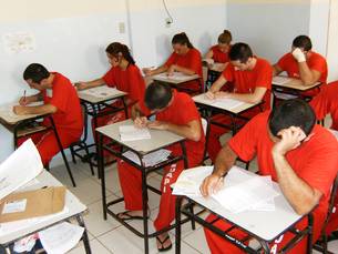 Em Minas, cerca de 8.500 detentos estudam