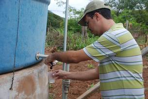Sistema de dessalinização é sucesso na oficina realizada pelo Programa Água Doce
