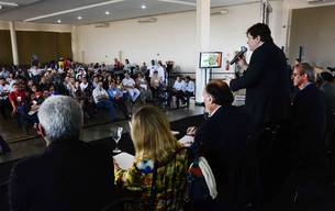 Secretário André Quintão debate prioridades da região durante instalação do Fórum Noroeste, em Patos de Minas