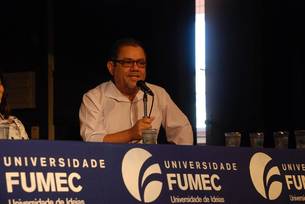 O subsecretário de Agricultura Familiar, Luiz Ronaldo Carvalho, durante seminário