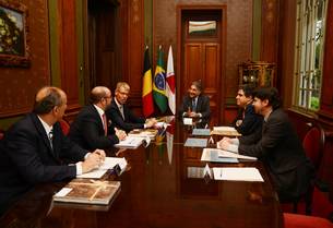 Governador Fernando Pimentel recebe o embaixador da Bélgica no Palácio da Liberdade, em Belo Horizonte
