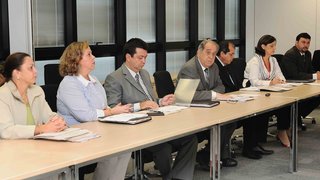Secretário Colombini, acompanhado de sua equipe técnica, apresenta Relatório de Gestão Fiscal 2011
