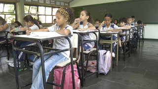 Minas Gerais inicia avaliação de alunos da rede pública