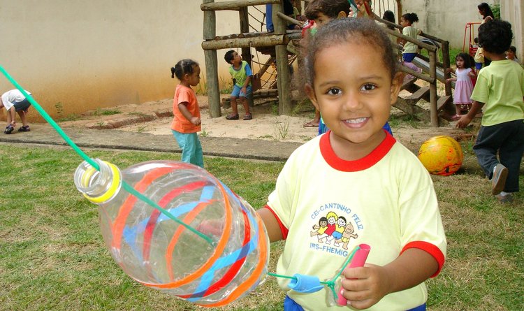 A creche central da Fhemig “Cantinho Feliz”, atende 120 crianças de 0 a 6 anos