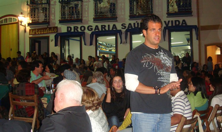 Álvaro Garnero  na Vesperata de Diamantina, no Vale do Jequitinhonha