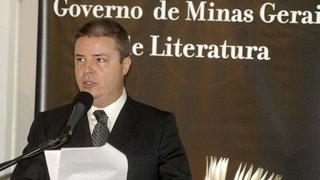 Vice-governador entrega Prêmio Governo de Minas de Literatura