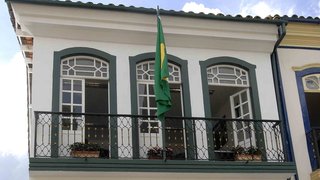 Educação inaugura prédio restaurado da SRE de Ouro Preto