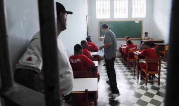 Vinte e três detentos dos presídios de Minas Gerais fizeram provas do Enem