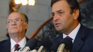 Governador Aécio Neves concedeu entrevista para anunciar os nomes dos novos secretários