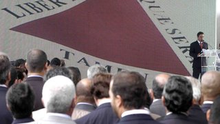 Governador Aécio Neves discursa na inauguração da Cidade Administrativa