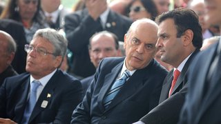 Governadores Aécio Neves e José Serra