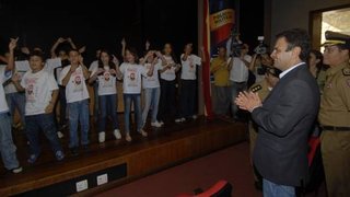 Governador assistiu a apresentação de alunos atendidos pelo Proerd