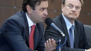 Governador Aécio Neves e prefeito Marcio Lacerda durante entrevista 
