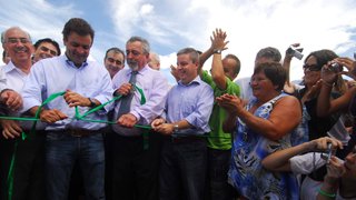 Governador Aécio Neves e vice-governador inauguraram obras no Sul de Minas