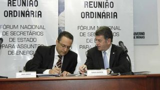 Presidente do FNSE, Daniel Andrade, e o secretário Sergio Barroso