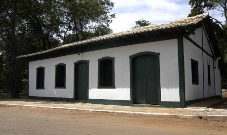 Governo de Minas entregou, completamente restaurada, a Casa Fernão Dias