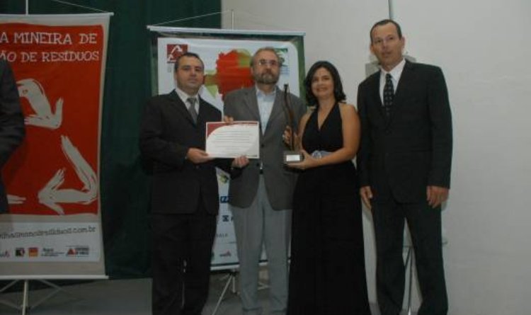José Cláudio Junqueira entregou o prêmio para representantes da Votorantim