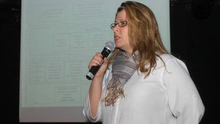Lúcia de Castro Souto apresentou análise sobre gestão de pessoas