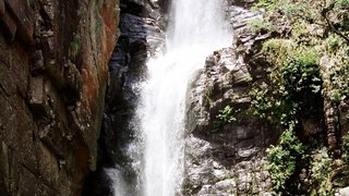 Cachoeira Véu da Noiva, uma das opções para o turista na Serra do Cipó