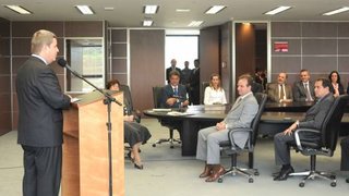 Governador Antonio Anastasia e presidente da Vale firmam parceria para ampliar educação profissional em Minas Gerais