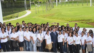 Os novos Professores da Família com o governador Antonio Anastasia
