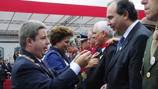 Governador Antonio Anastasia entregou as medalhas aos homenageados