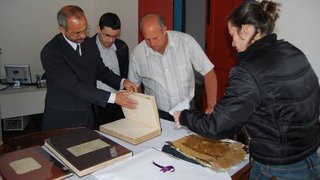 Faop entrega livros do século XlX restaurados para município de Iúna, no Espírito Santo