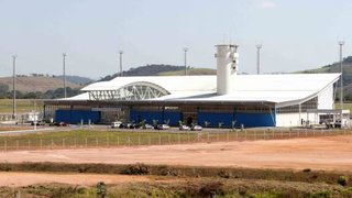 Governo de Minas garantiu investimentos para voos de cargas e passageiros
