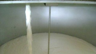Tanque de resfriamento implantado em Paiva garante qualidade do leite