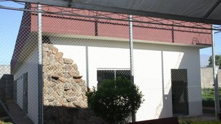 Detentos do presídio de Araxá ganham unidade de atendimento e biblioteca