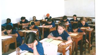 Estudantes de Dores do Turvo durante preparação para segunda fase da Obmep