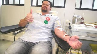 Élson dos Santos Barbosa é doador universal, possui sangue RH O negativo