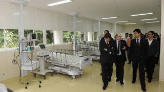 O secretário visitou o novo Centro de Tratamento Intensivo (CTI)