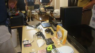 Operação conjunta da PM e da Policia Civil prende mais de 100 envolvidos com tráfico de drogas na RMBH