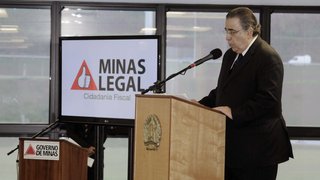 Vice-governador durante solenidade de sorteio do Torpedo Minas Legal
