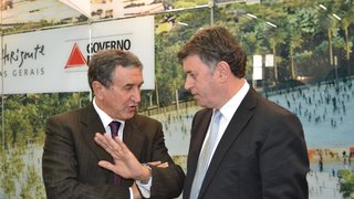 Carlos Alberto Parreira e o secretário Sérgio Barroso