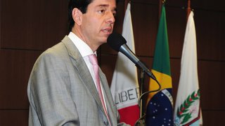 Governador em exercício, Dinis Pinheiro, destacou a importância do Programa Travessia Renda