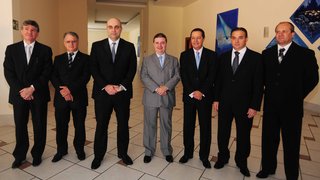 Antonio Anastasia com executivos do Banco do Brasil durante encontro