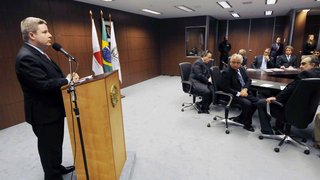 Governo de Minas assina protocolo para criação de laboratório de testes de alta tensão em Itajubá